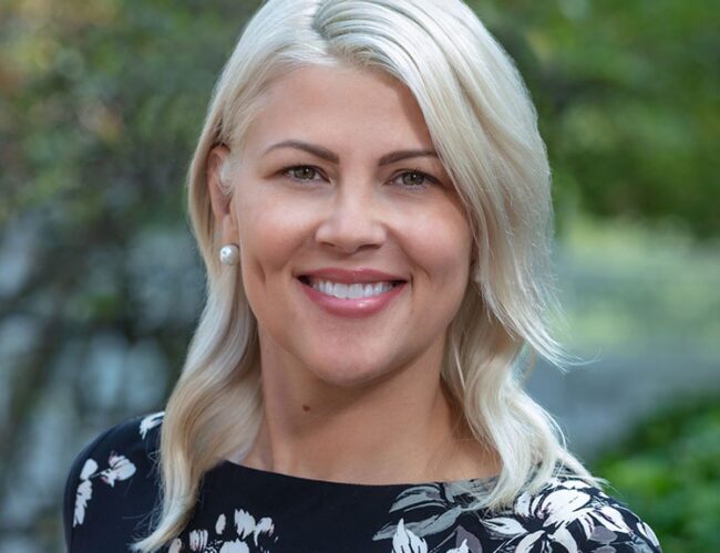 Portrait of Lana Carter, Human Resources Director