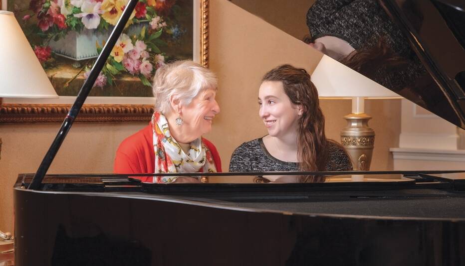 Music director and Parc Provence resident at piano.