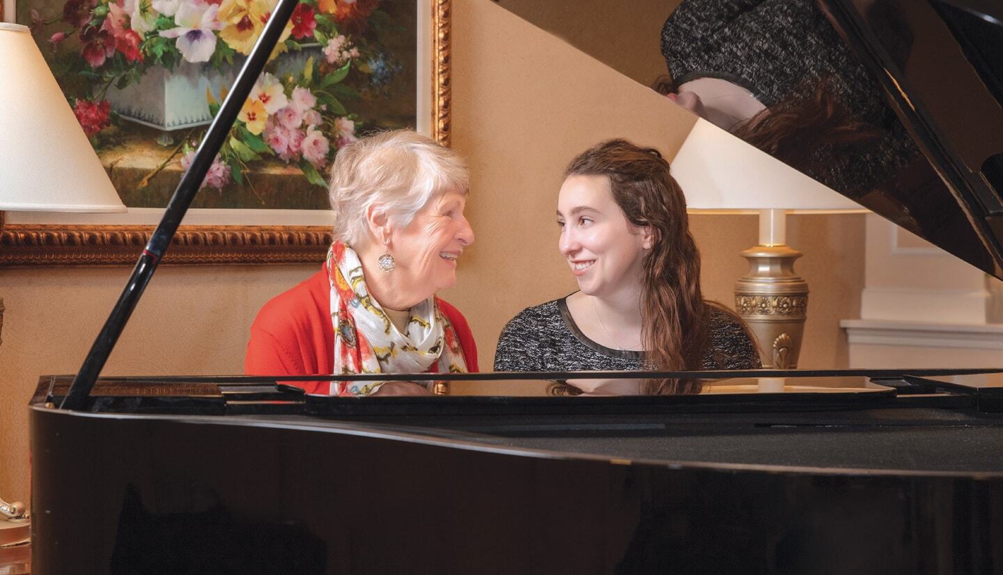 Music director and Parc Provence resident at piano.