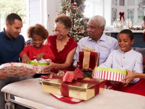 Holiday Survival Guide for Families Affected by Alzheimer’s and Dementia