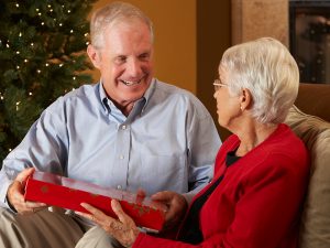 Celebrating the Holidays with People Who Have Alzheimer’s and Dementia