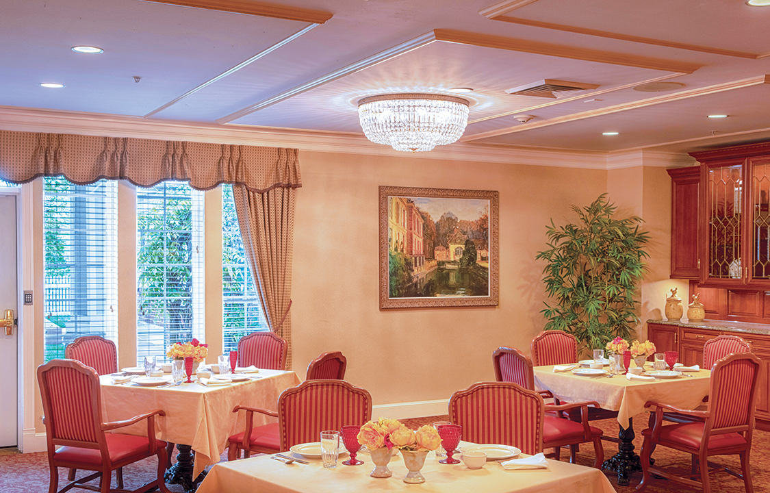 Parc Provence Memory Care Skilled Nursing Community Dining Room